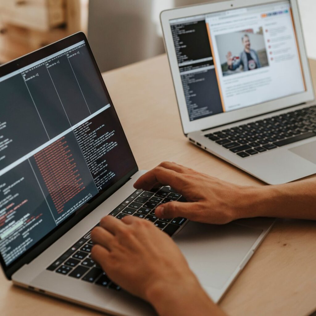 Daten + Dienste Softwareentwicklung